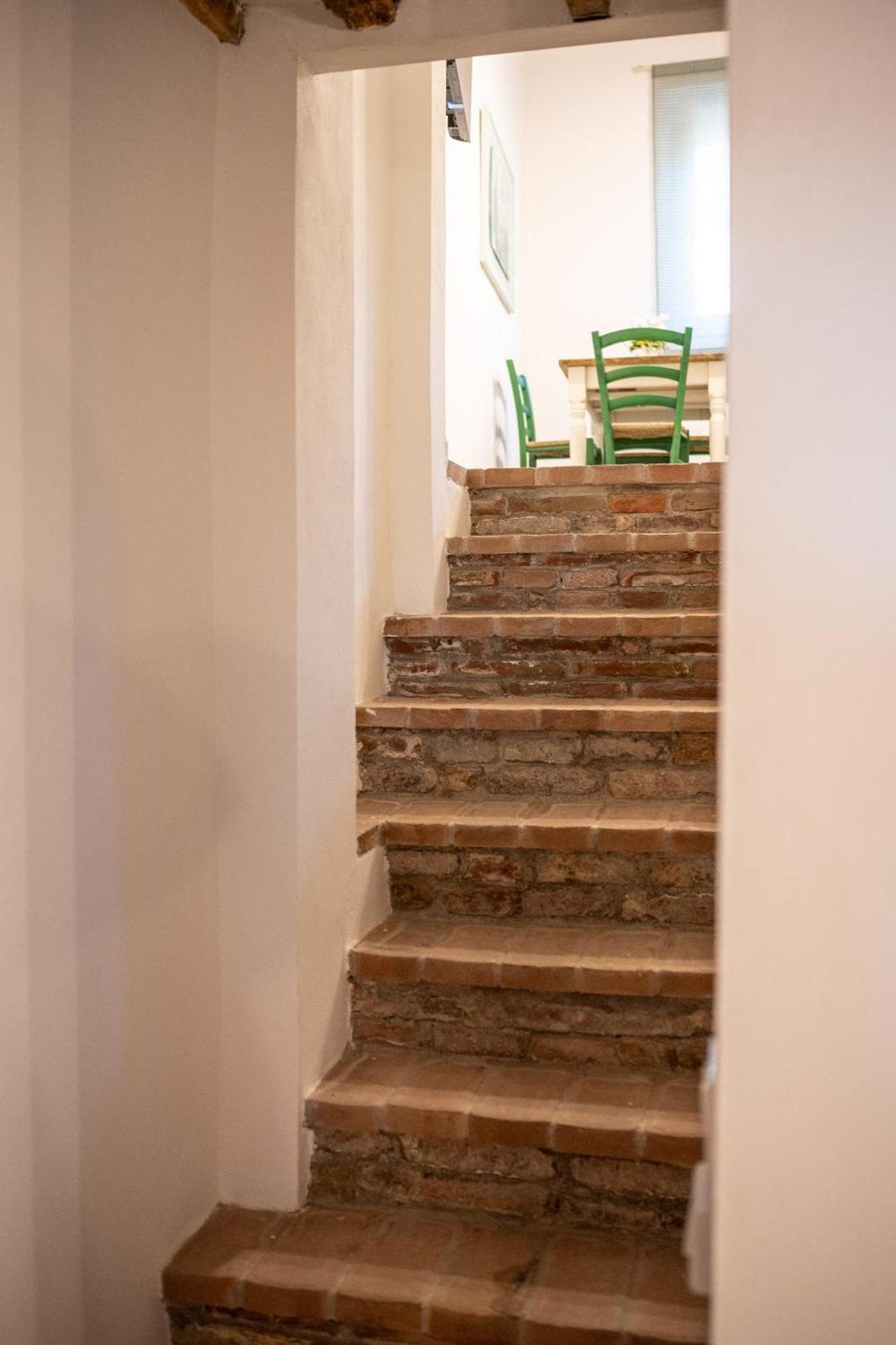 Borgonovo 33 Apartman San Miniato Szoba fotó